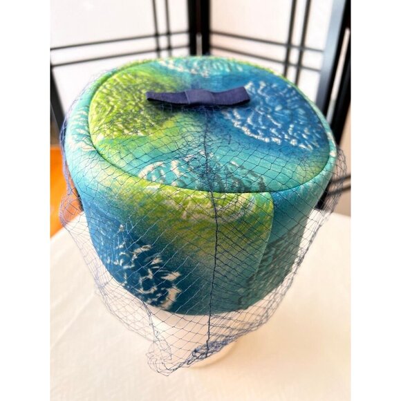 Cloche 1960s Hat Blue Green Threads 3 Depth 21 to 22 " Circumference - Picture 4 of 9